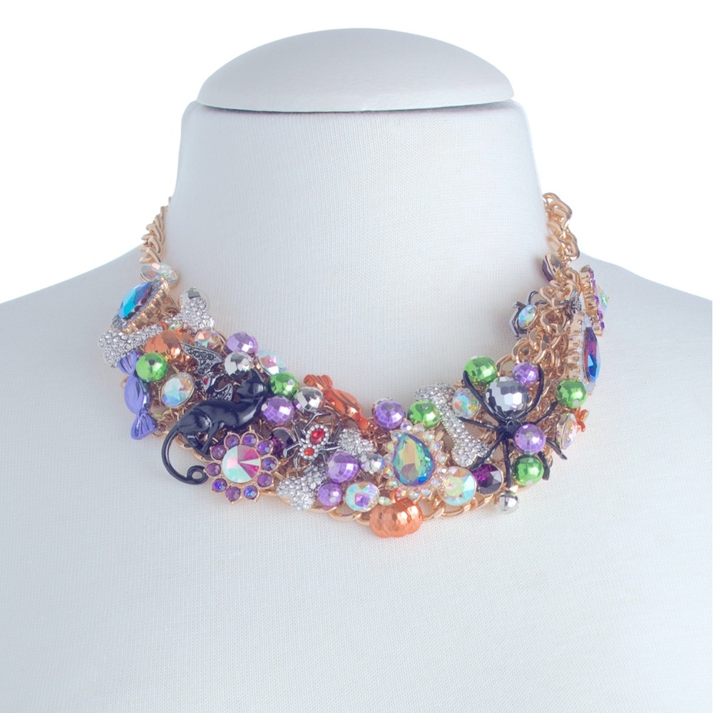 NWT Betsey Johnson Halloween Charm Bib Chain Necklace - Picture 2 of 8